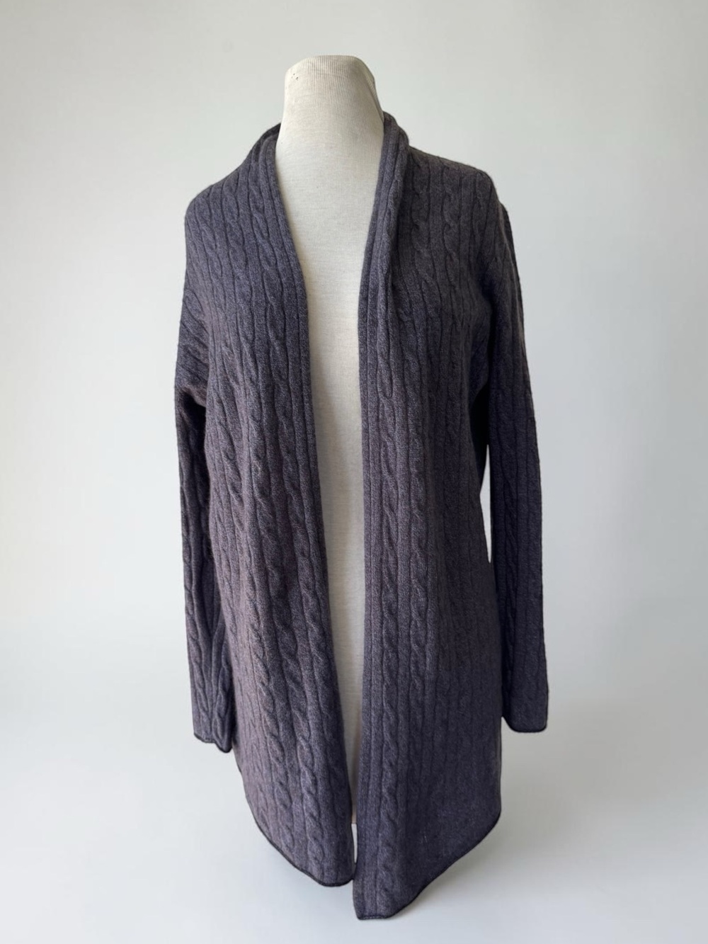 White + Warren Gray 100% Cashmere Cable Knit Cardigan Sweater XL Quiet Luxury